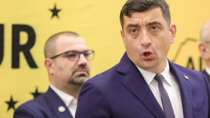 George Simion tuna si fulgera...