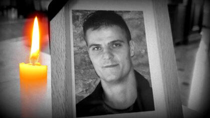 Cine era barbatul care a...